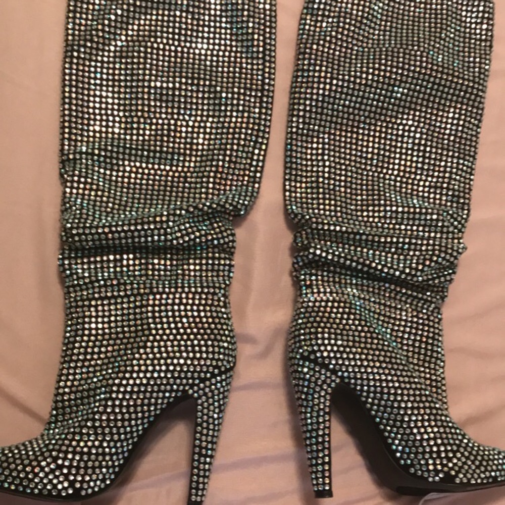 Steve Madden Rhinestone Boots “crushing”